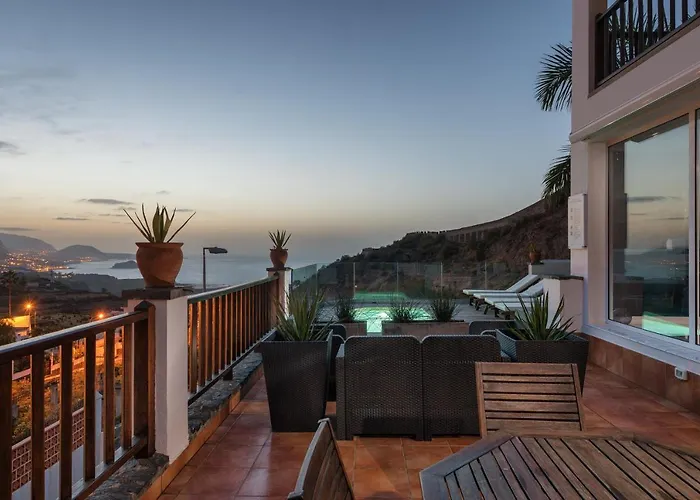 Superior A: Private Pool & Concierge Apartamento *