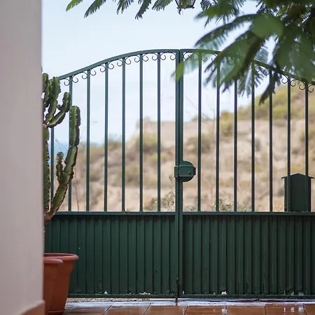 Superior A: Private Pool & Concierge Apartment *