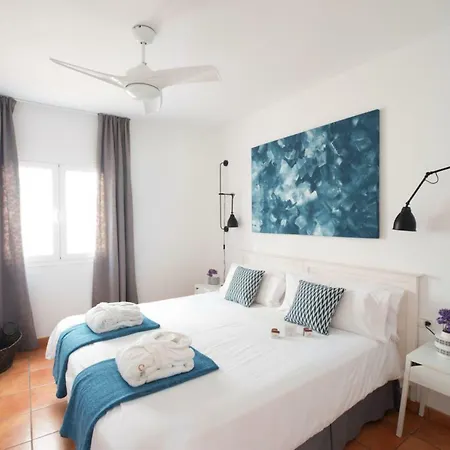 Superior A: Private Pool & Concierge Apartment Icod De Los Vinos