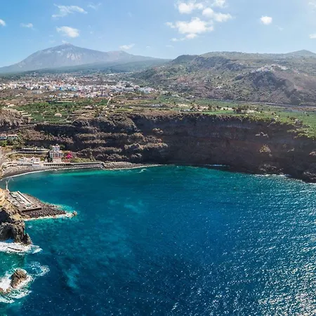 Superior A: Private Pool & Concierge Apartment *