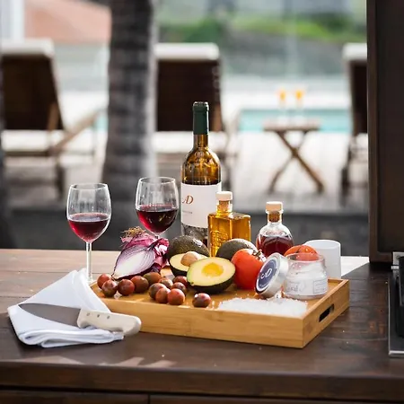 Superior A: Private Pool & Concierge *